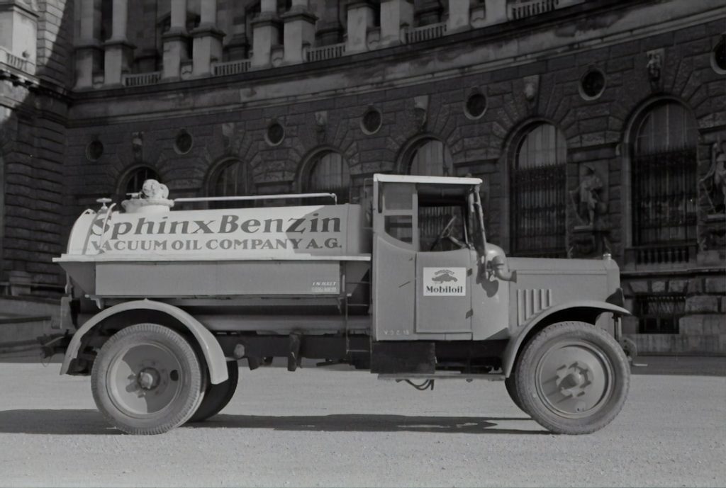 Photo Fuel trucks