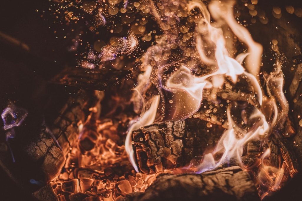 Photo Burning briquettes